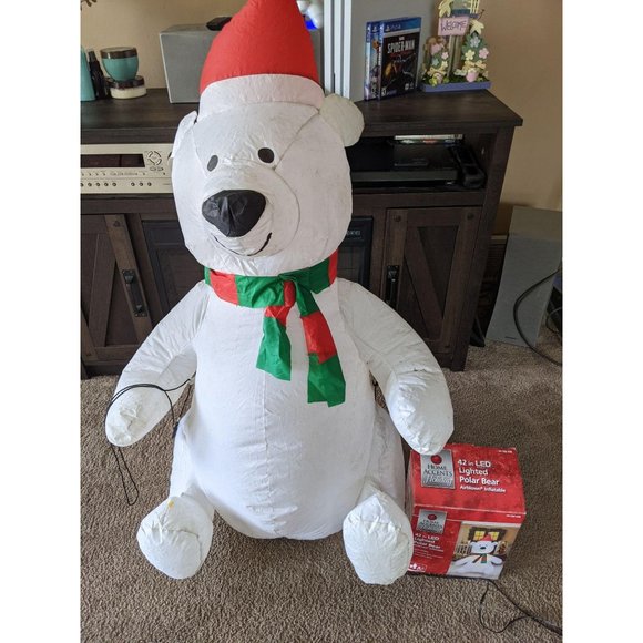 Home accents polar bear inflatable Xmas lawn decor